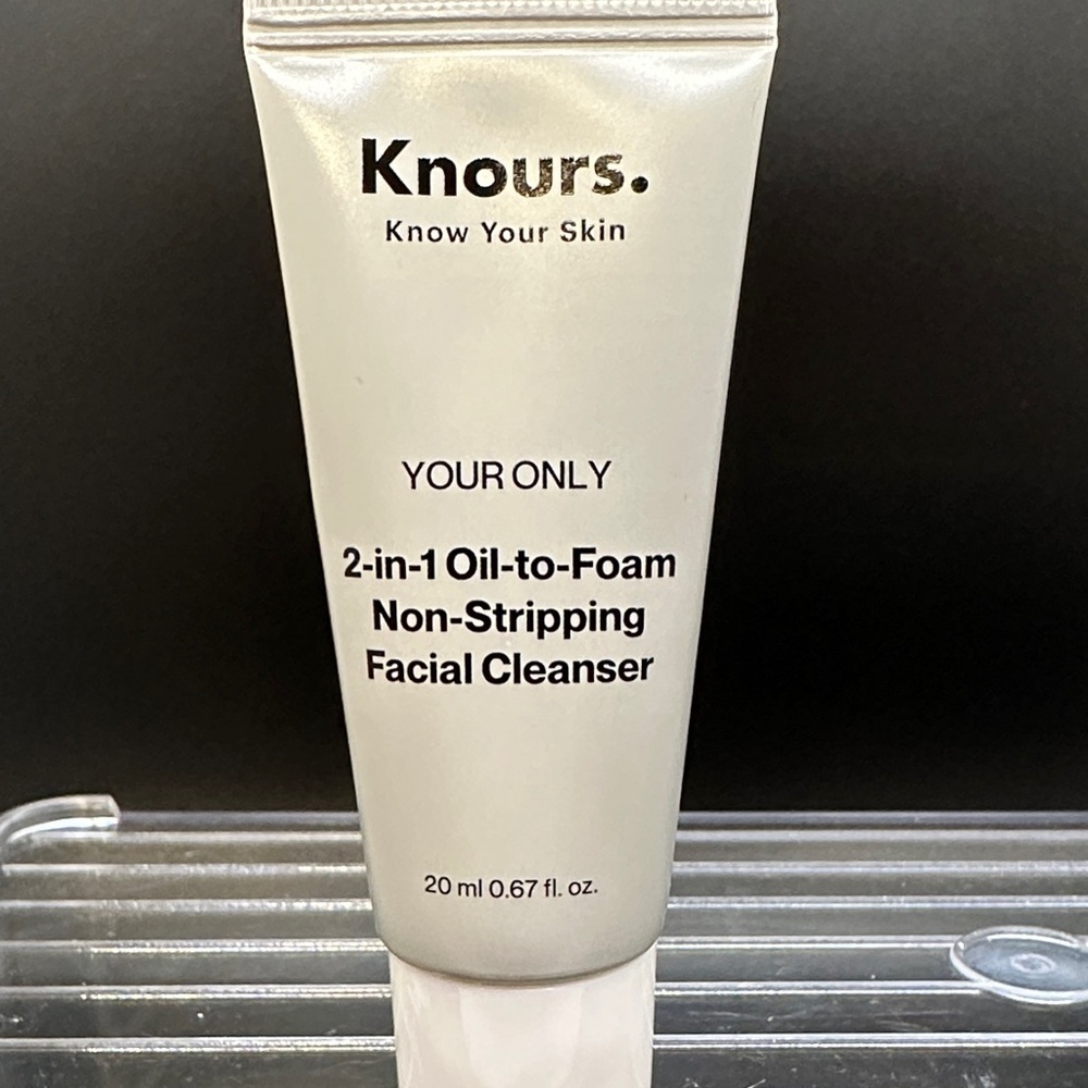 3/$15 Knours 2-in-1 Oil-to-Foam Facial Cleanser🌼
